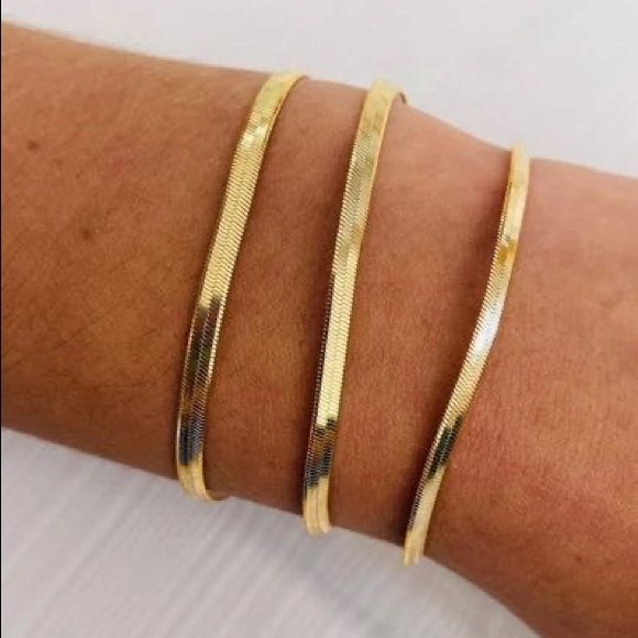 Jewelry - Chain Golden Bracelet
